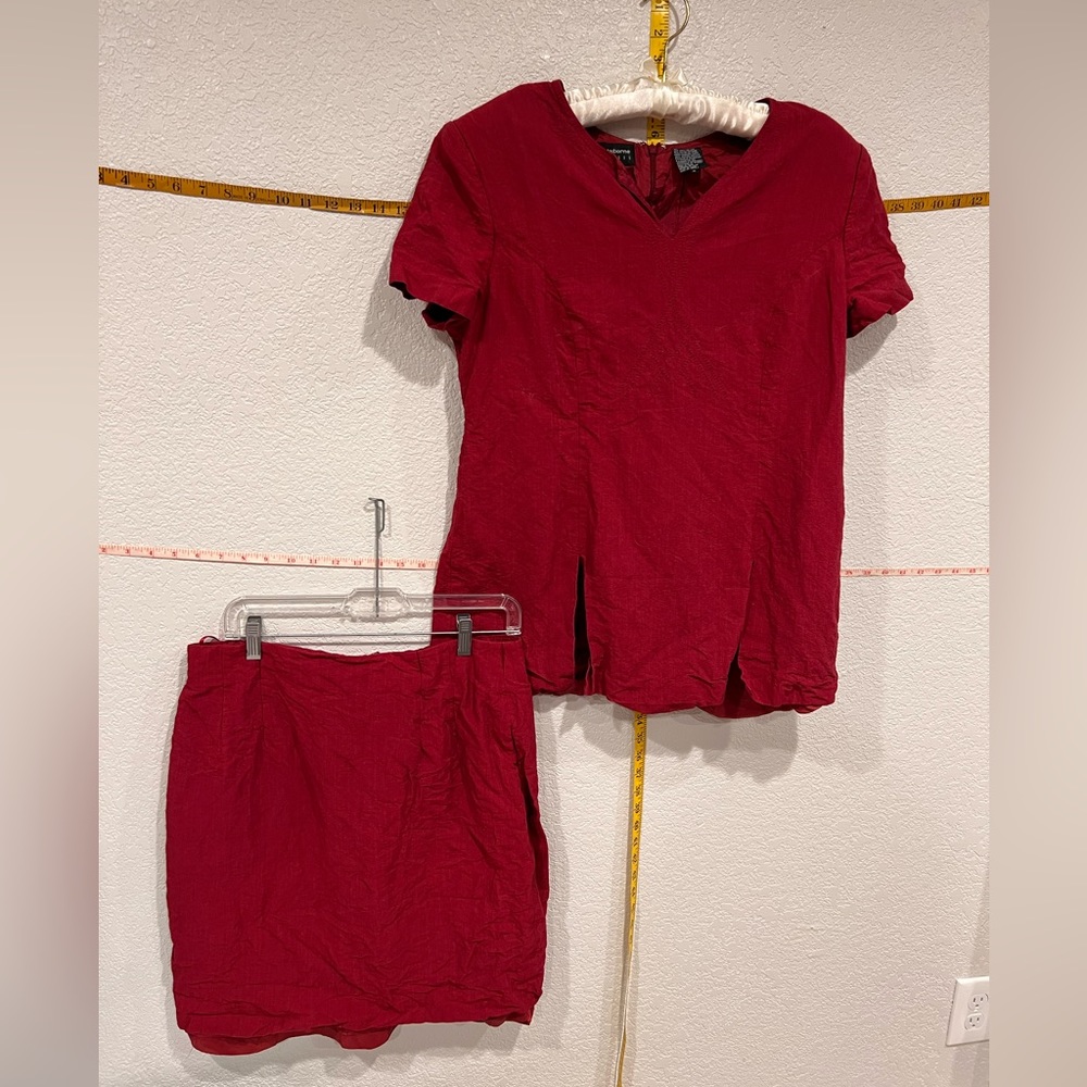 Vintage maroon liz Claiborne Skirt set